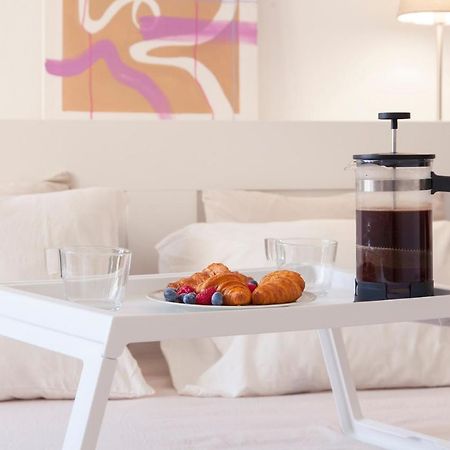 Marina Zeas Apartment Пирей Экстерьер фото