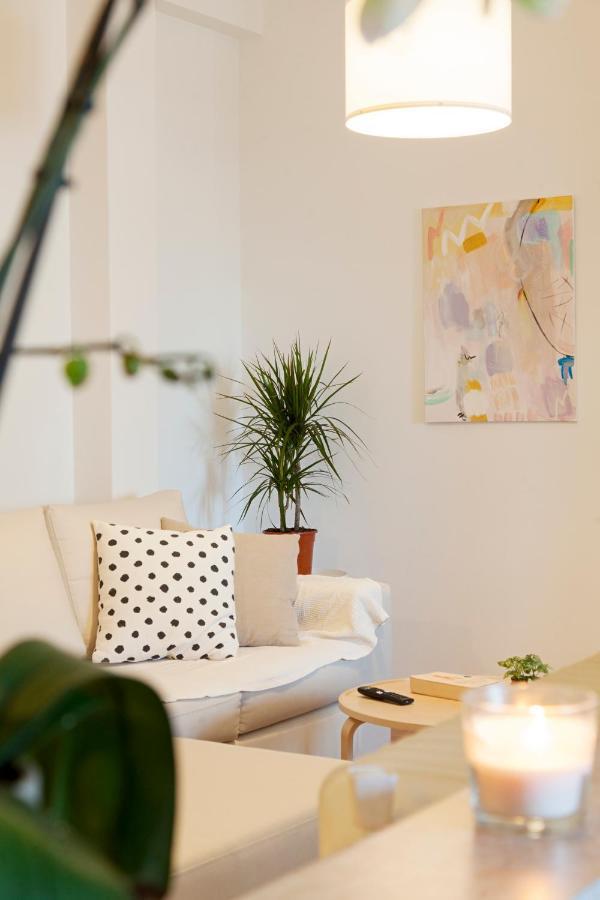 Marina Zeas Apartment Пирей Экстерьер фото