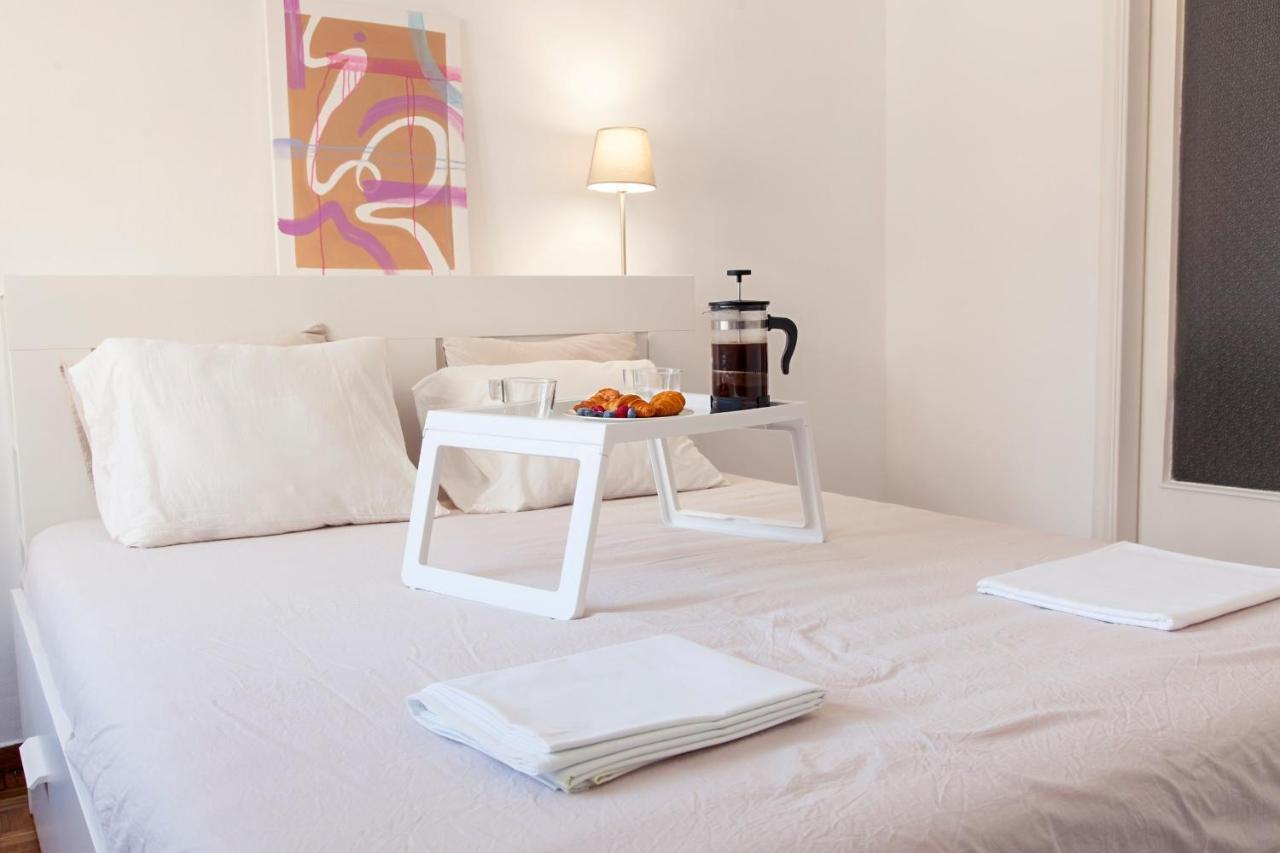 Marina Zeas Apartment Пирей Экстерьер фото